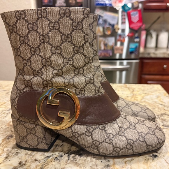Gucci GG Canvas with Chocolate Leather and Mettalic Accents Booties 38.5 - Picture 1 of 9